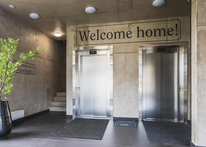 Eduard House By Larsen Apartment