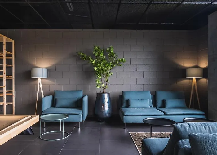 Eduard House By Larsen *